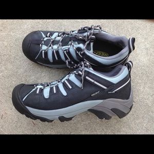 Women's Keen Waterproof Hiking Shoes